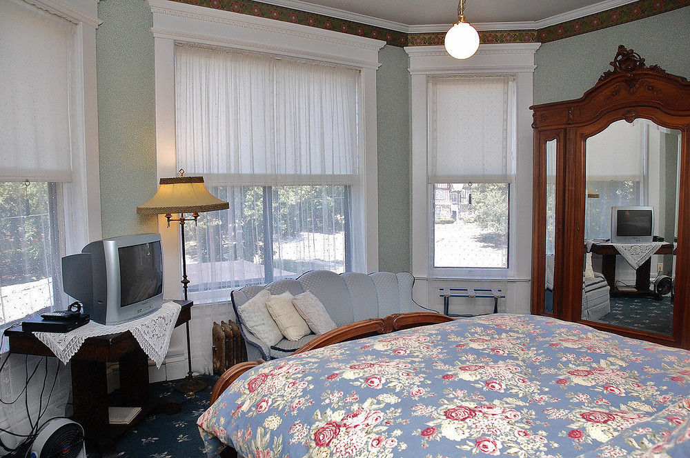 The Grand Anne Bed And Breakfast Keokuk Экстерьер фото