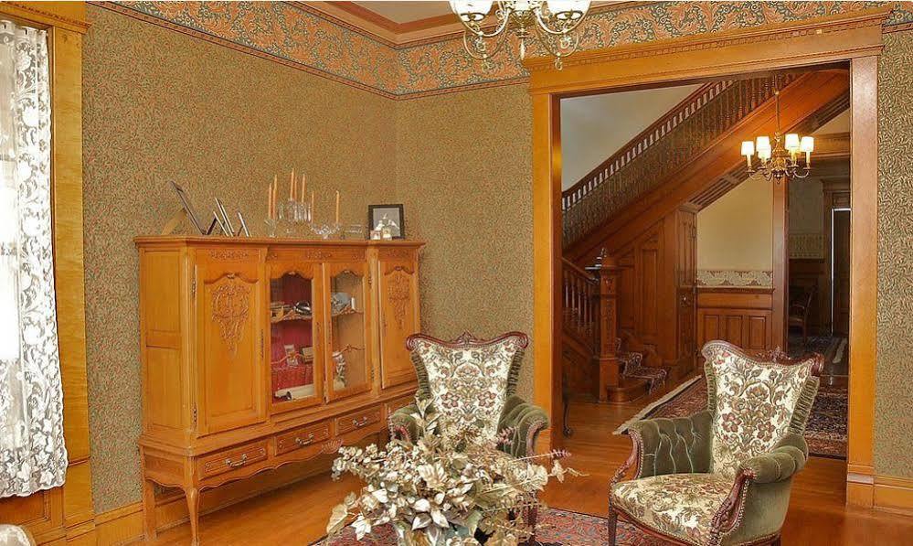 The Grand Anne Bed And Breakfast Keokuk Экстерьер фото
